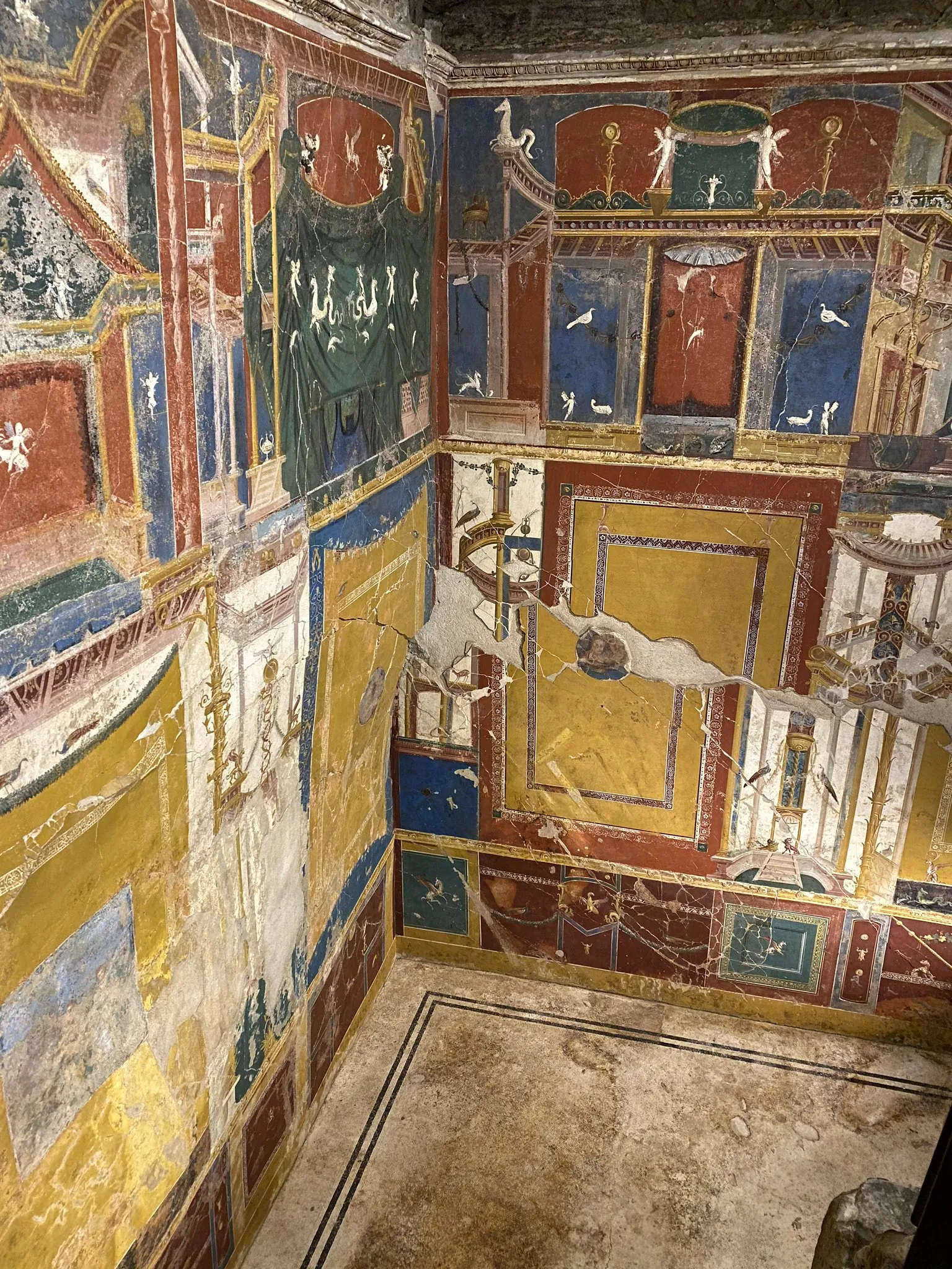 Photograph of a first century villa in Positano 1